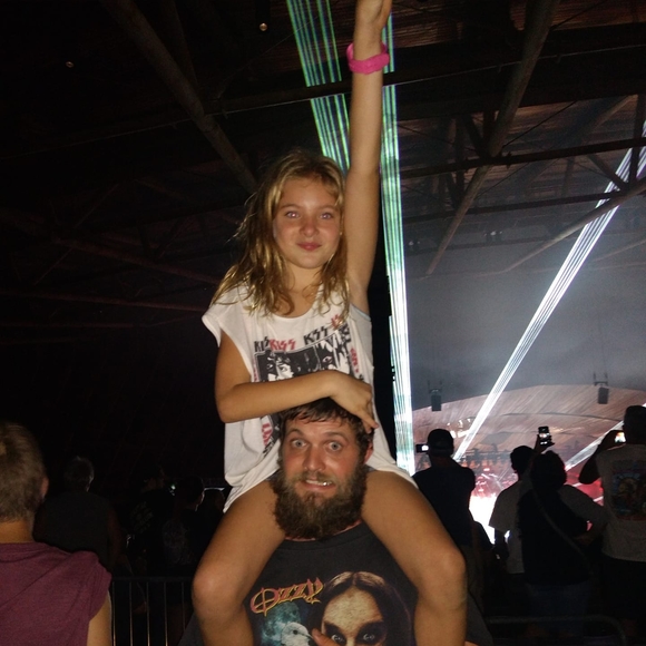 Meet your Posher, Chris - Picture 1 of 1